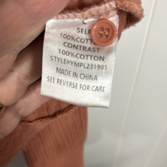 Pink Lily Womens Shirt L Rust Long Sleeves Button Up Raw Seams Pocket Cotton EUC - Picture 8 of 14